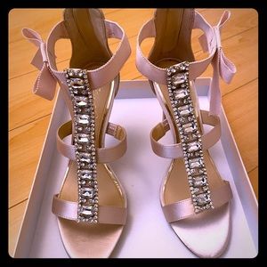 Jewel Badgley Mischka Stone t-strap sandal